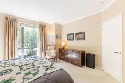 Office / Den Photo of 301 1580 Martin Street, White Rock, BC