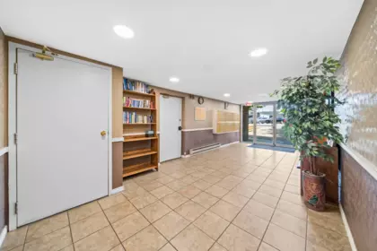 Entry Foyer Photo of 209 11963 223 Street, Maple Ridge, BC