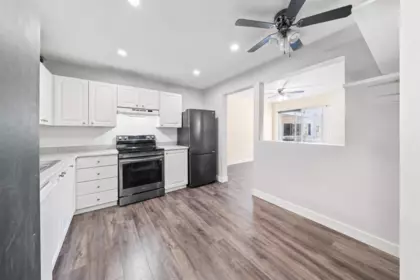 Kitchen Photo of 209 11963 223 Street, Maple Ridge, BC