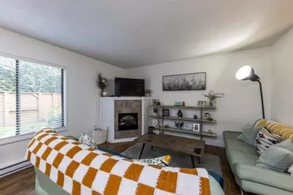 Kitchen Photo of 100 10620 150 Street, Surrey, BC