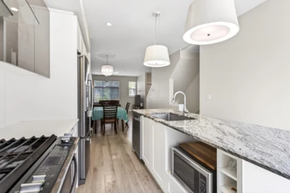 Breakfast Nook Photo of 14 20852 77a Avenue, Langley, BC