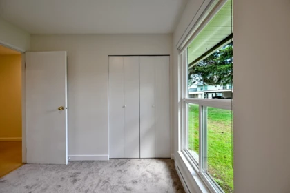 Entry Foyer Photo of 72 3030 Trethewey Street, Abbotsford, BC