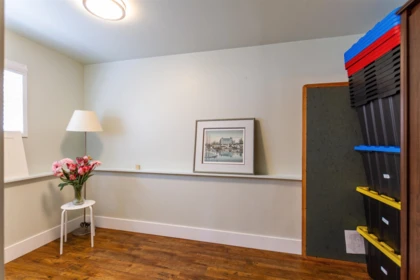 Basement Recreation Room Photo of 1906 Rhodena Avenue, Coquitlam, BC