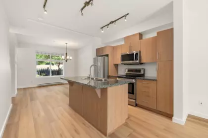 Kitchen Island Photo of 16 13819 232 Street, Maple Ridge, BC