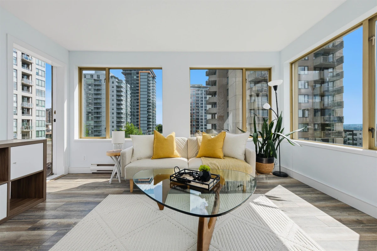 Family Room Photo of 606 137 W 17 Street, North Vancouver, BC
