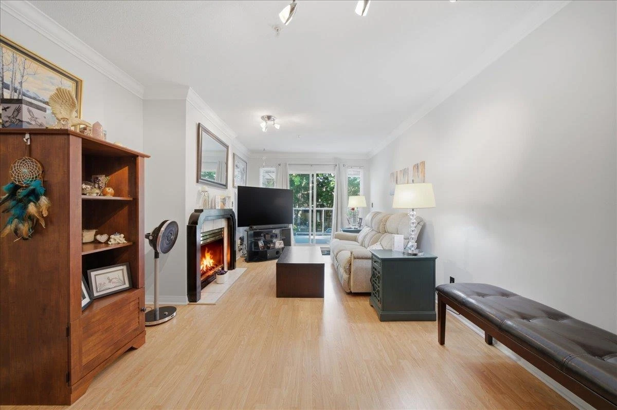 Living Room Photo of 203 22275 123 Avenue, Maple Ridge, BC