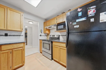 Walk-In Closet Photo of 203 22275 123 Avenue, Maple Ridge, BC
