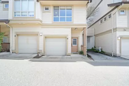 45 20350 68 Avenue, Langley, BC, Langley — Townhouse for sale
