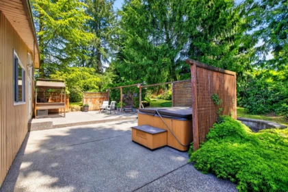 Laundry Room Photo of 655 Macintosh Street, Coquitlam, BC
