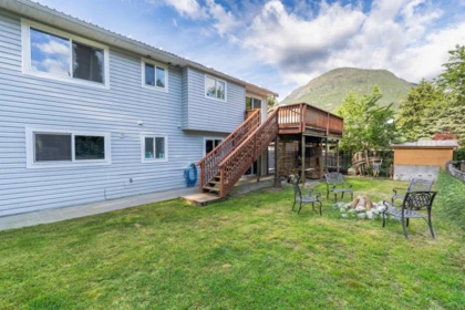 Garden / Landscaping Photo of 1485 Lupin Street, Pemberton, BC