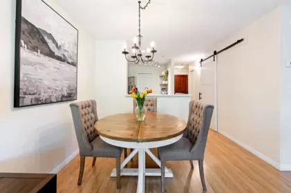 Kitchen Island Photo of 304 2525 W 4th Avenue, Vancouver, BC