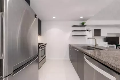 103 2232 Douglas Road, Burnaby, BC, Burnaby — Townhouse for sale