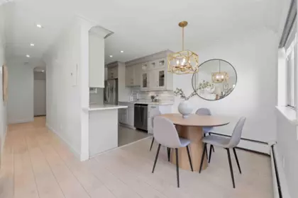 Kitchen Photo of 101 330 W 2nd Street, North Vancouver, BC