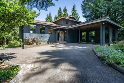 10122 Kenswood Drive, Chilliwack, BC, Chilliwack — Single Family Residence for sale