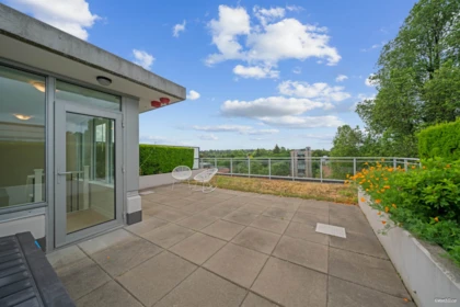 Hot Tub / Spa Photo of 704 2565 Maple Street, Vancouver, BC
