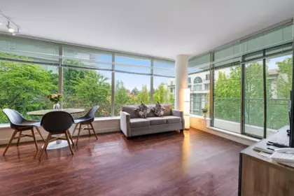 Kitchen Photo of 608 5900 Alderbridge Way, Richmond, BC