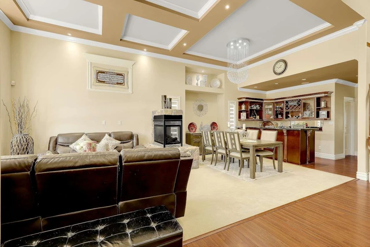 Family Room Photo of 14851 67a Avenue, Surrey, BC