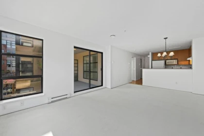306 124 W 3rd Street, North Vancouver, BC, North Vancouver — Apartment/Condo for sale