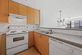 306 124 W 3rd Street, North Vancouver, BC