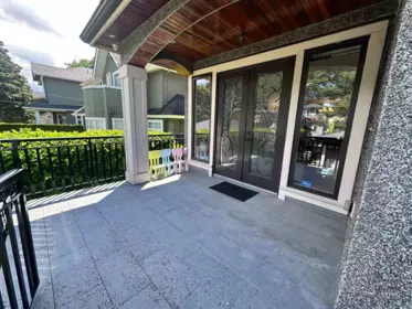 Backyard Photo of 2989 W 32nd Avenue, Vancouver, BC