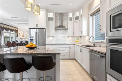 Breakfast Nook Photo of 2989 W 32nd Avenue, Vancouver, BC