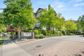 111 19340 65 Avenue, Surrey, BC