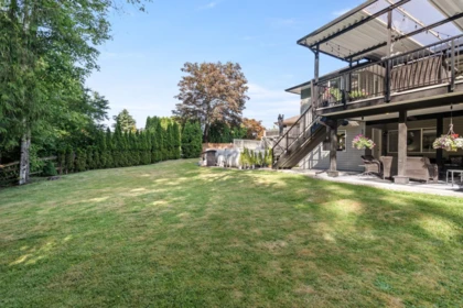 Fitness Center Photo Near 23939 115 Avenue, Maple Ridge, BC