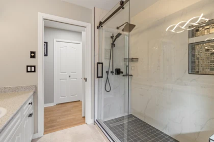 Guest Bathroom Photo of 23939 115 Avenue, Maple Ridge, BC