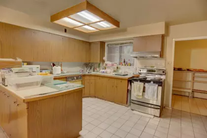 Breakfast Nook Photo of 6128 Malvern Avenue, Burnaby, BC
