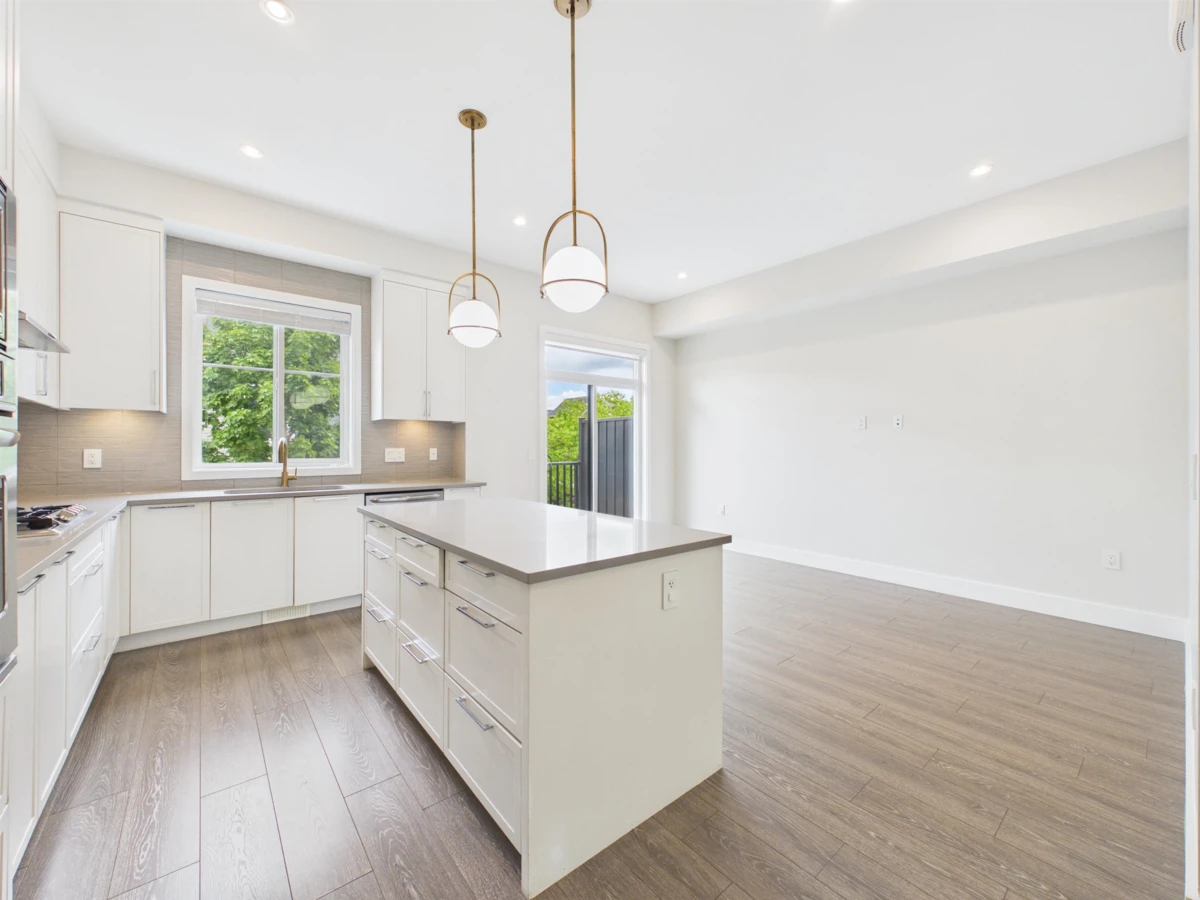 Living Room Photo of 2 19133 73 Avenue, Surrey, BC