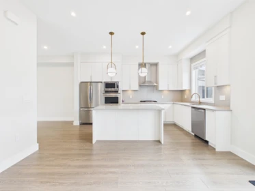 Breakfast Nook Photo of 2 19133 73 Avenue, Surrey, BC
