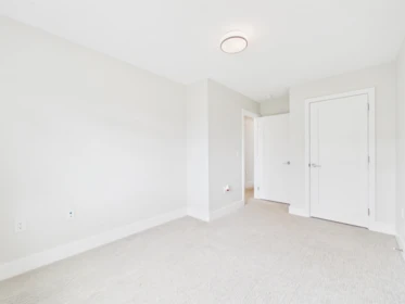 Mudroom Photo of 2 19133 73 Avenue, Surrey, BC
