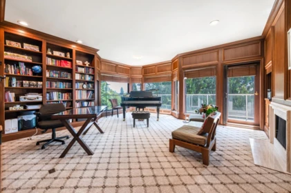 Breakfast Nook Photo of 2408 SW Marine Drive, Vancouver, BC