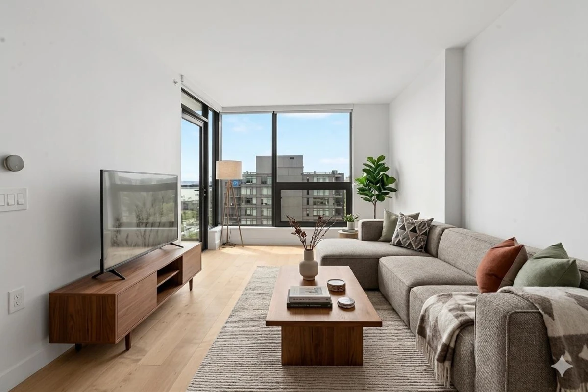 Family Room Photo of 1304 135 E 13th Street, North Vancouver, BC