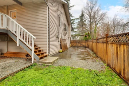 Mudroom Photo of 1736 Langan Avenue, Port Coquitlam, BC
