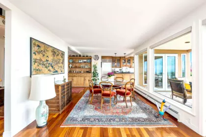 Breakfast Nook Photo of 2328 Bellevue Avenue, West Vancouver, BC