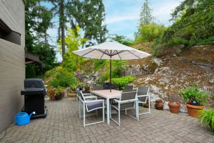Basement Recreation Room Photo of 5335 Marine Drive, West Vancouver, BC