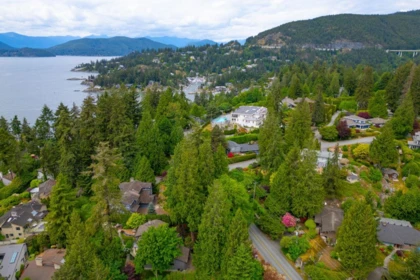 Fitness Center Photo Near 5335 Marine Drive, West Vancouver, BC