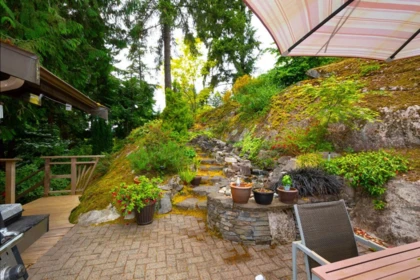 Laundry Room Photo of 5335 Marine Drive, West Vancouver, BC
