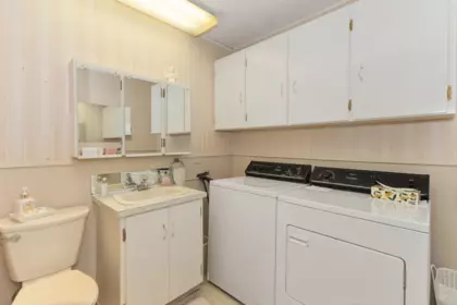 Walk-In Closet Photo of 26968 30 Avenue, Langley, BC