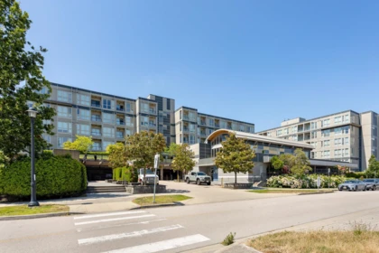 562 4099 Stolberg Street, Richmond, BC, Richmond — Apartment/Condo for sale