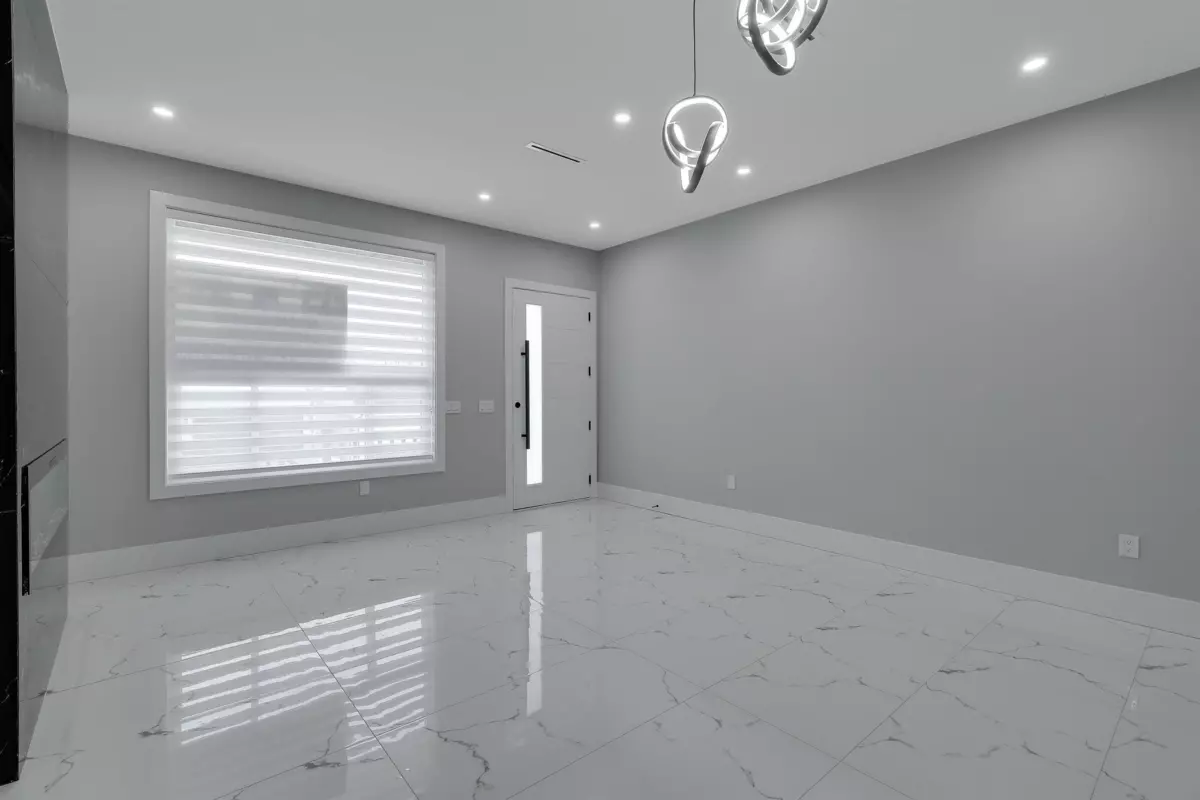 Family Room Photo of 14750 62a Street, Surrey, BC