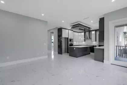 Basement Recreation Room Photo of 14750 62a Street, Surrey, BC