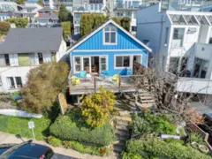 15161 Victoria Avenue, White Rock, BC
