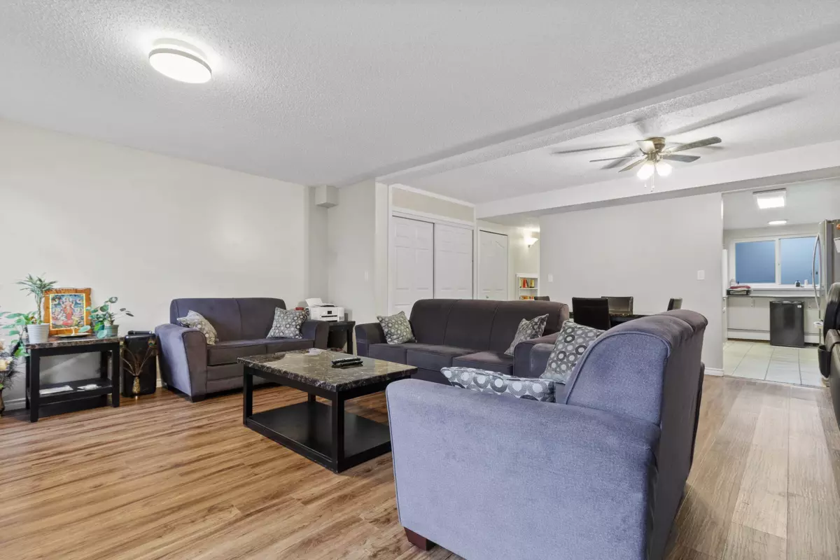 Family Room Photo of 223 7453 140 Street, Surrey, BC