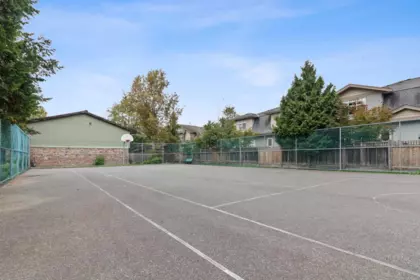 Backyard Photo of 223 7453 140 Street, Surrey, BC