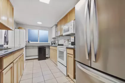 Breakfast Nook Photo of 223 7453 140 Street, Surrey, BC