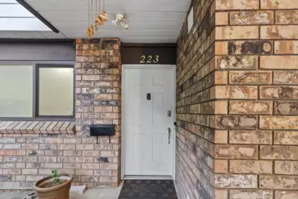 Guest Bathroom Photo of 223 7453 140 Street, Surrey, BC