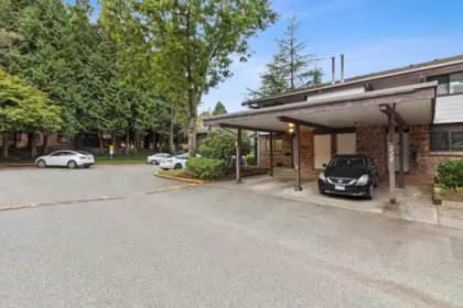 Mudroom Photo of 223 7453 140 Street, Surrey, BC