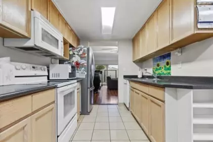 Pantry Photo of 223 7453 140 Street, Surrey, BC